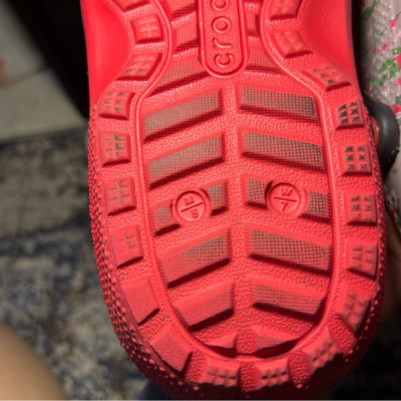 Crocs Dual Comfort Disney Christmas Holiday 2019 Mickey Mouse Clogs Size 8 - Picture 14 of 15